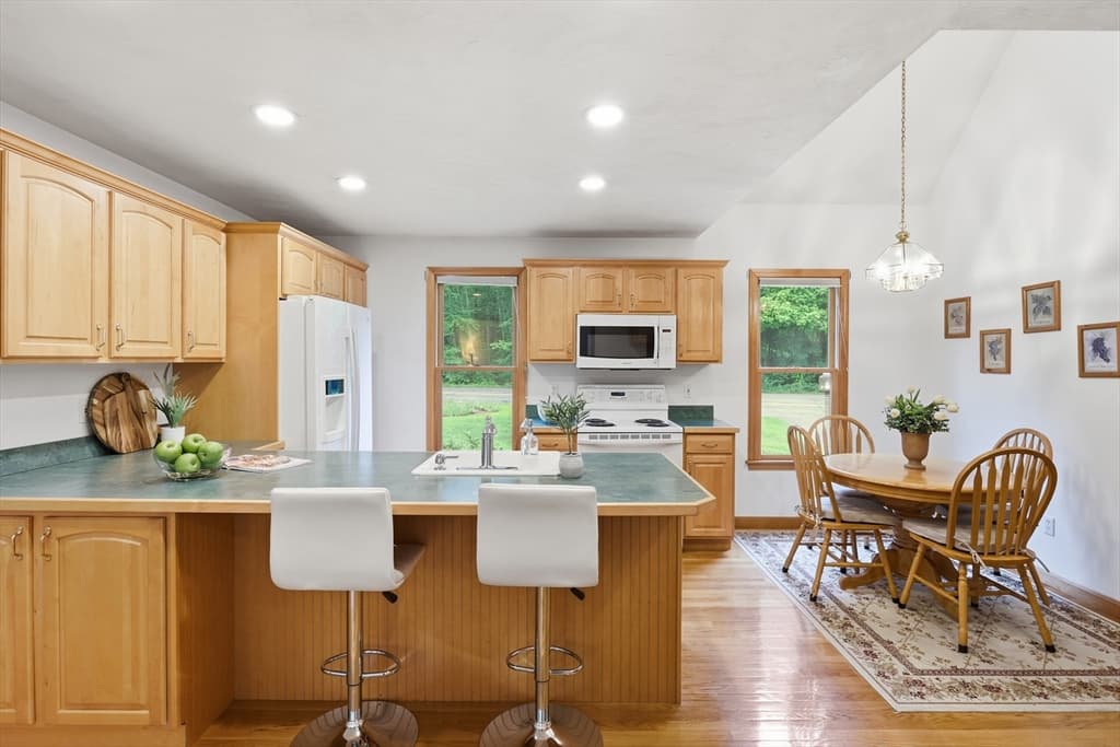 Single Family Residence at 32 Shaker Lane, Littleton MA 01460, Littleton, photo 14 of 35
