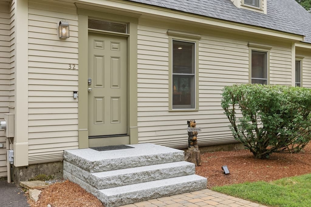 Single Family Residence at 32 Shaker Lane, Littleton MA 01460, Littleton, photo 4 of 35