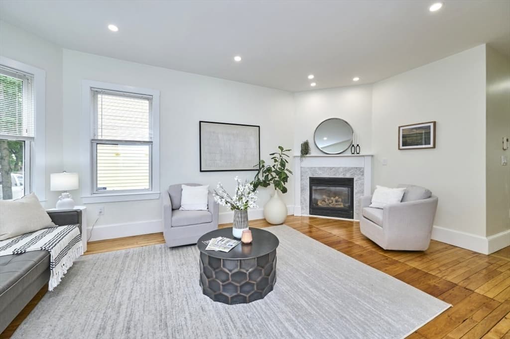 Condominium at 363 Cardinal Medeiros Ave # 363, Cambridge MA 02141, Cambridge, photo 2 of 20