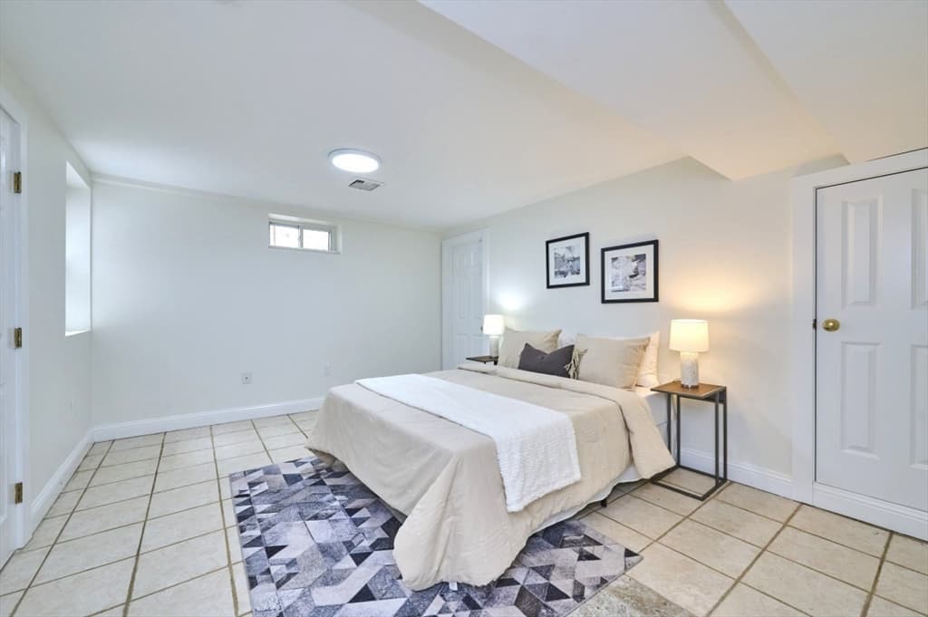 Condominium at 363 Cardinal Medeiros Ave # 363, Cambridge MA 02141, Cambridge, photo 17 of 20
