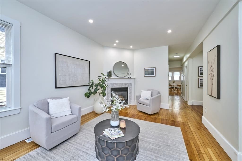 Condominium at 363 Cardinal Medeiros Ave # 363, Cambridge MA 02141, Cambridge, photo 3 of 20