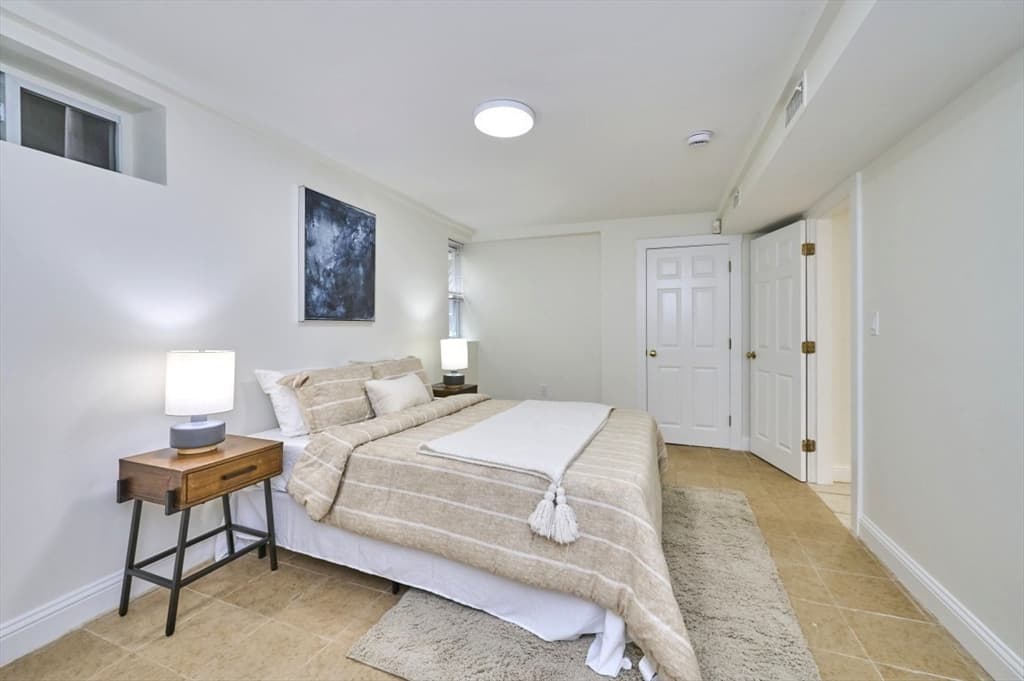 Condominium at 363 Cardinal Medeiros Ave # 363, Cambridge MA 02141, Cambridge, photo 15 of 20