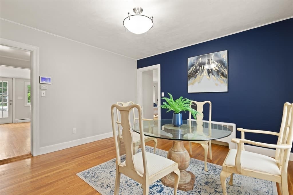 Single Family Residence at 335 Moosehill Road, Walpole MA 02032, Walpole, photo 6 of 30