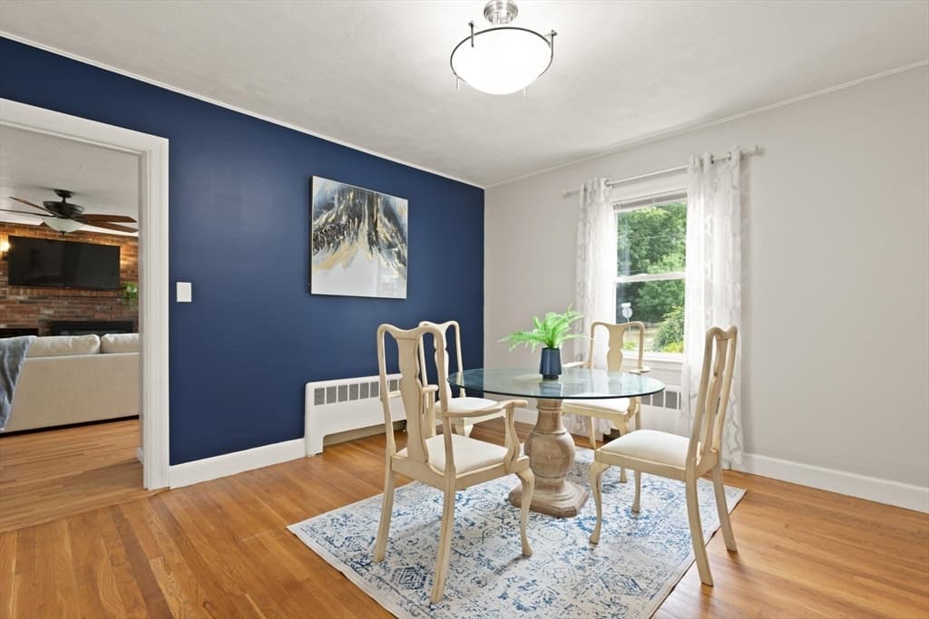 Single Family Residence at 335 Moosehill Road, Walpole MA 02032, Walpole, photo 7 of 30