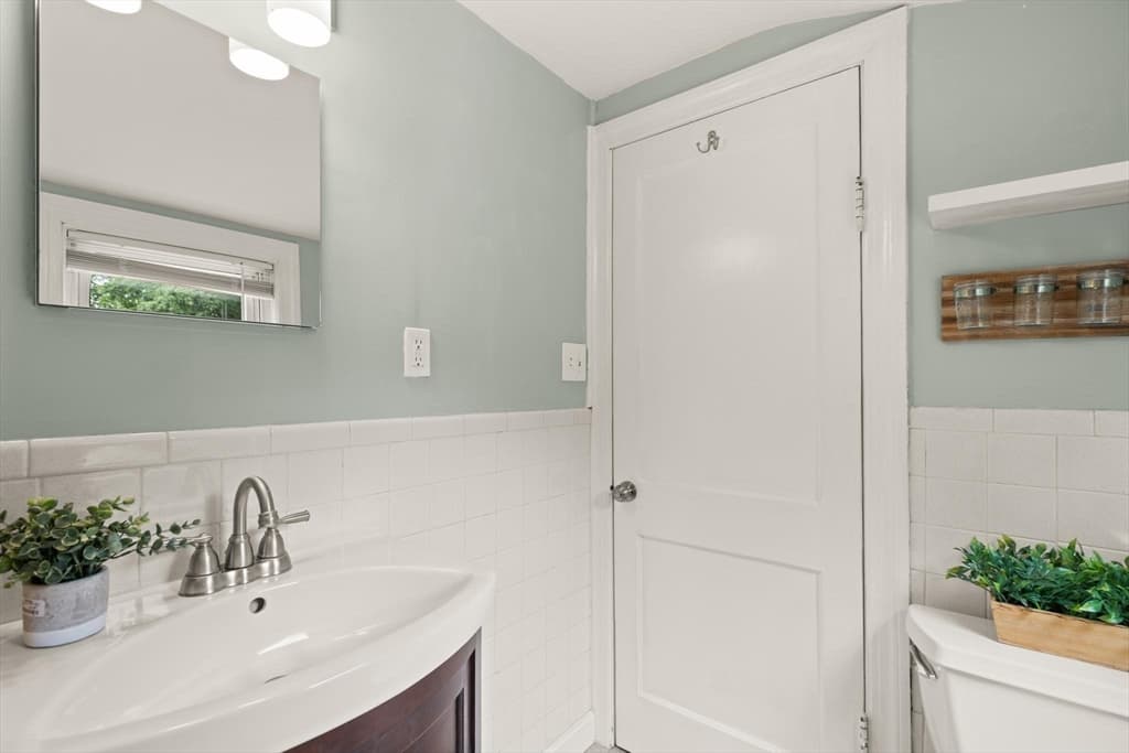Single Family Residence at 335 Moosehill Road, Walpole MA 02032, Walpole, photo 14 of 30
