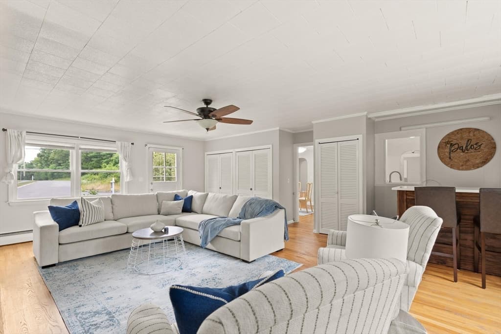 Single Family Residence at 335 Moosehill Road, Walpole MA 02032, Walpole, photo 11 of 30
