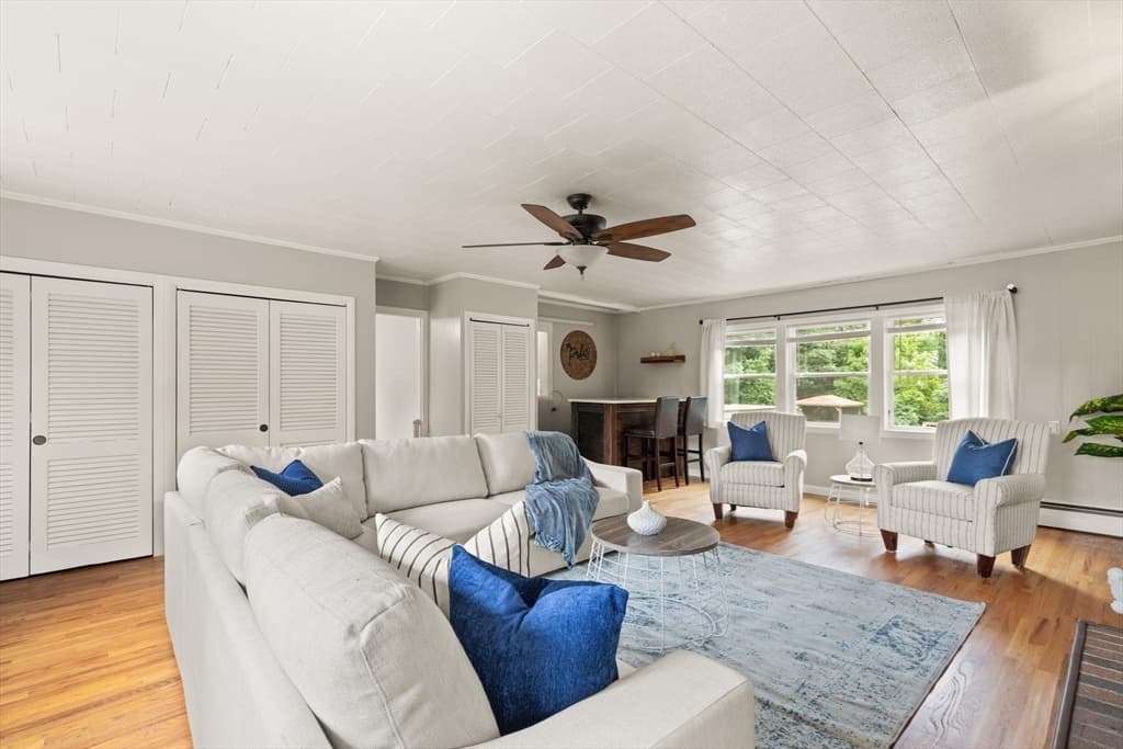 Single Family Residence at 335 Moosehill Road, Walpole MA 02032, Walpole, photo 8 of 30