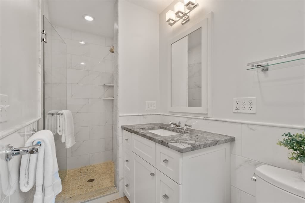 83 Bound Brook Rd, Newton MA 02461 photo 13