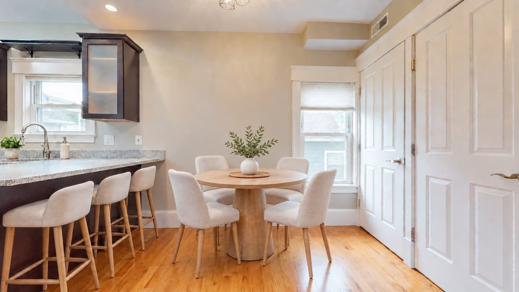 Condominium at 4 Cameron # 2, Somerville MA 02144, photo 11 of 24