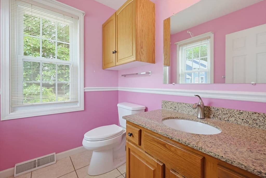 206 Laurelwood Dr # 206, Hopedale MA 01747 photo 22