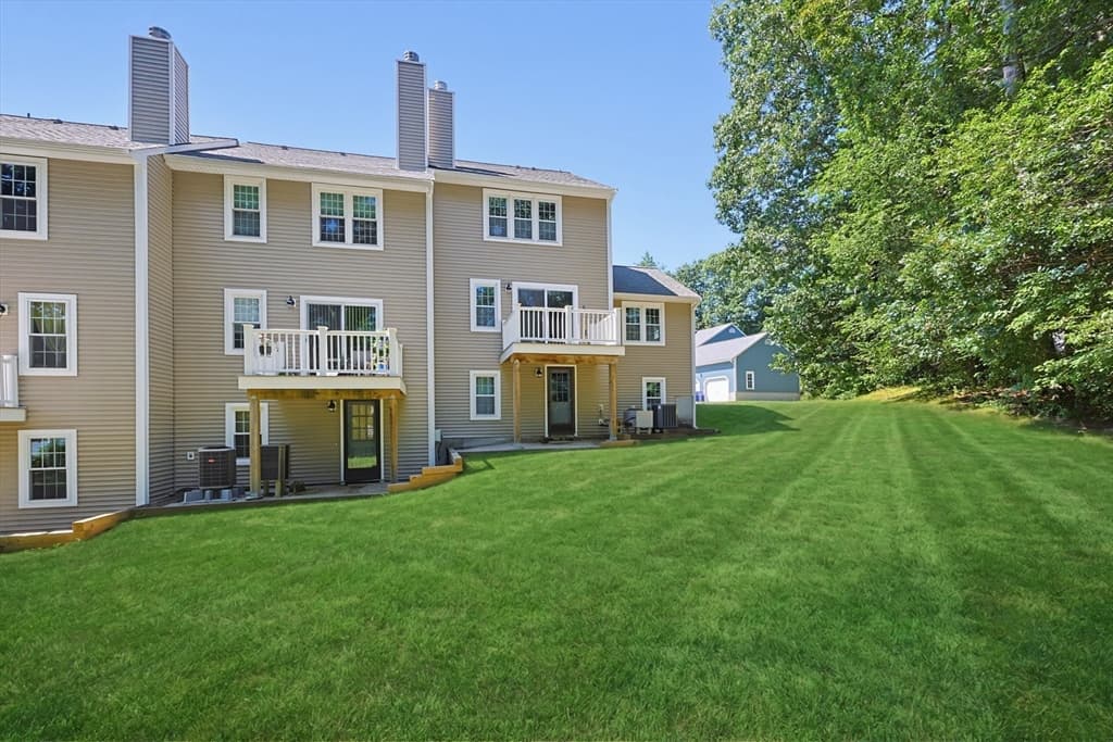 206 Laurelwood Dr # 206, Hopedale MA 01747 photo 3