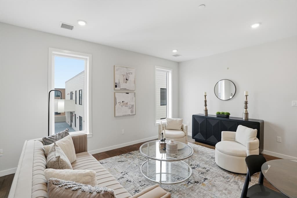 267 Old Colony # 602, Boston MA 02127 photo 9