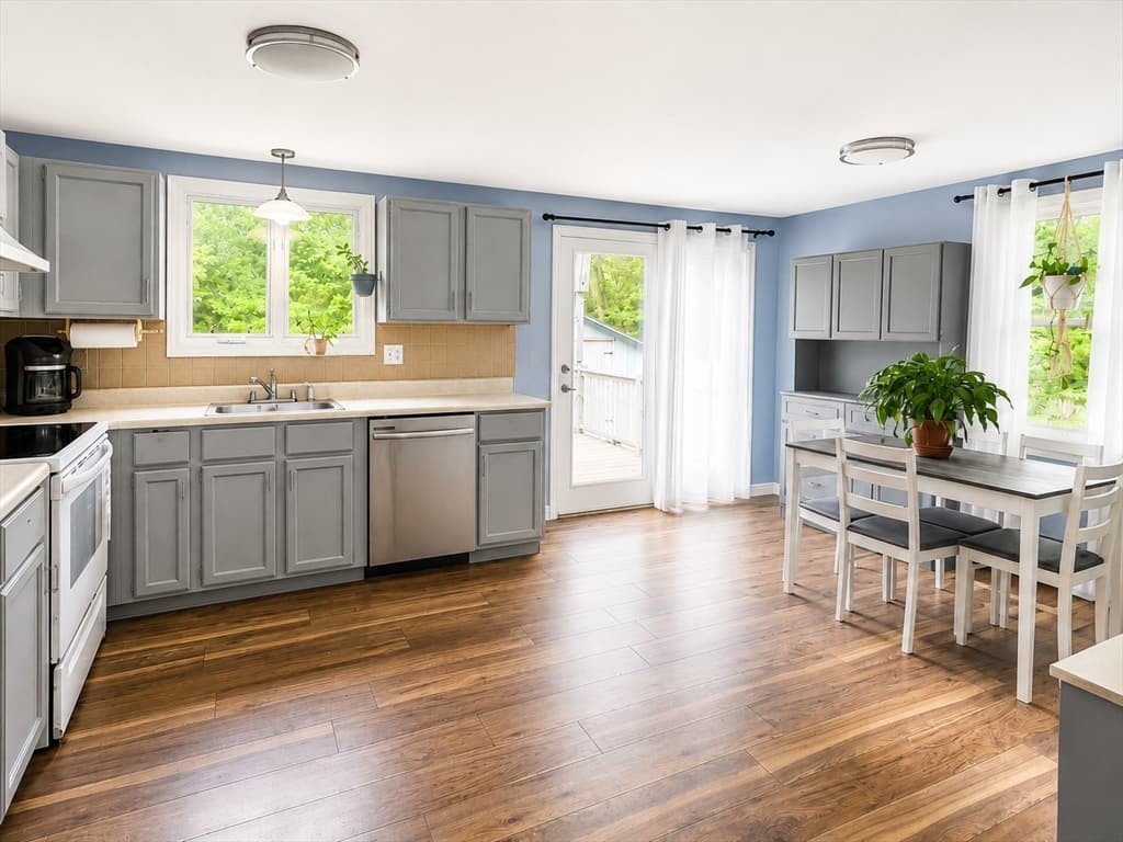39 Bayview, Taunton MA 02780 photo 4