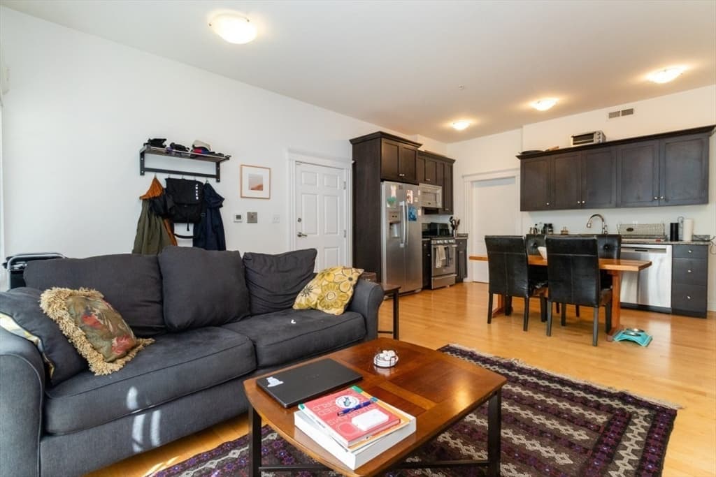 69 Bolton Street # 101, Cambridge MA 02140 photo 2