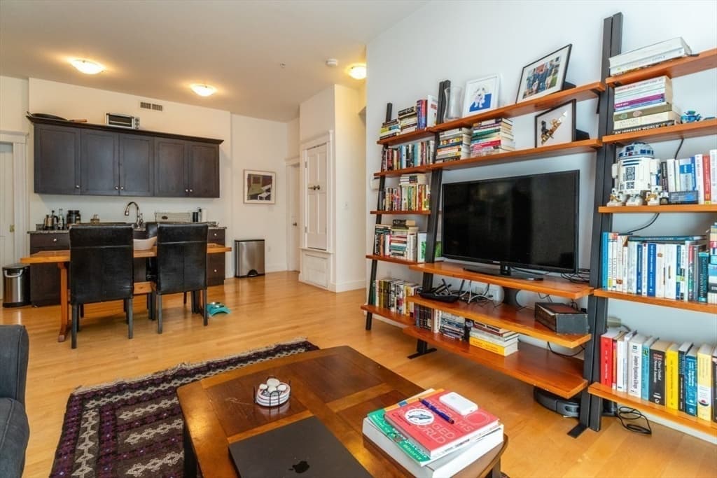 69 Bolton Street # 101, Cambridge MA 02140 photo 3