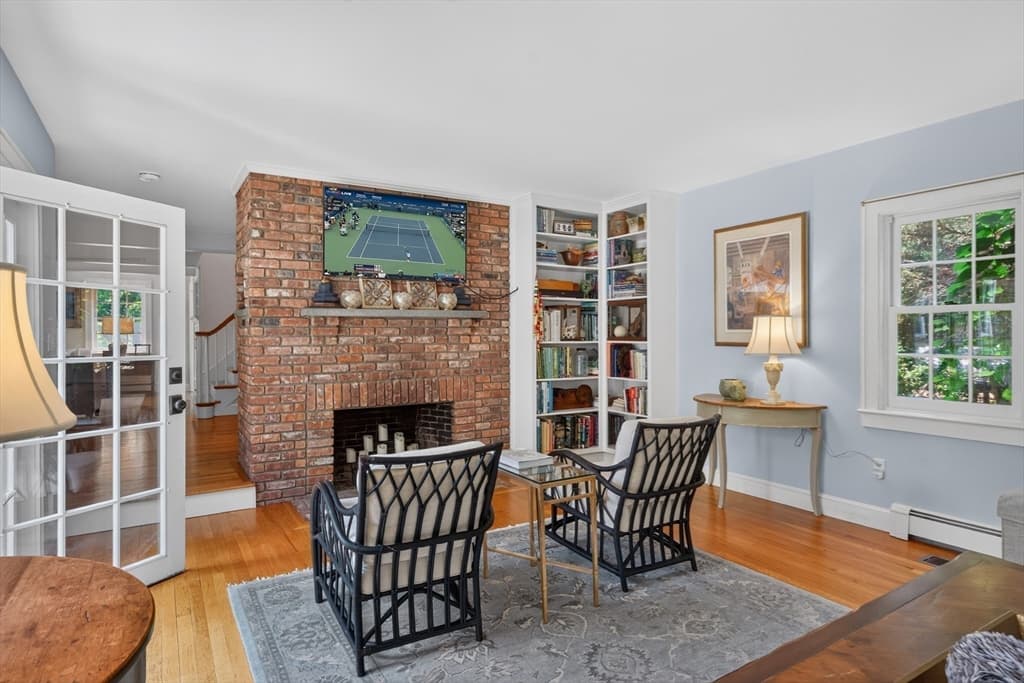 205 Meetinghouse Way, Edgartown MA 02539 photo 12