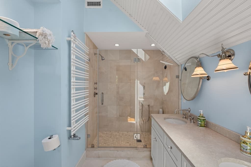 205 Meetinghouse Way, Edgartown MA 02539 photo 22