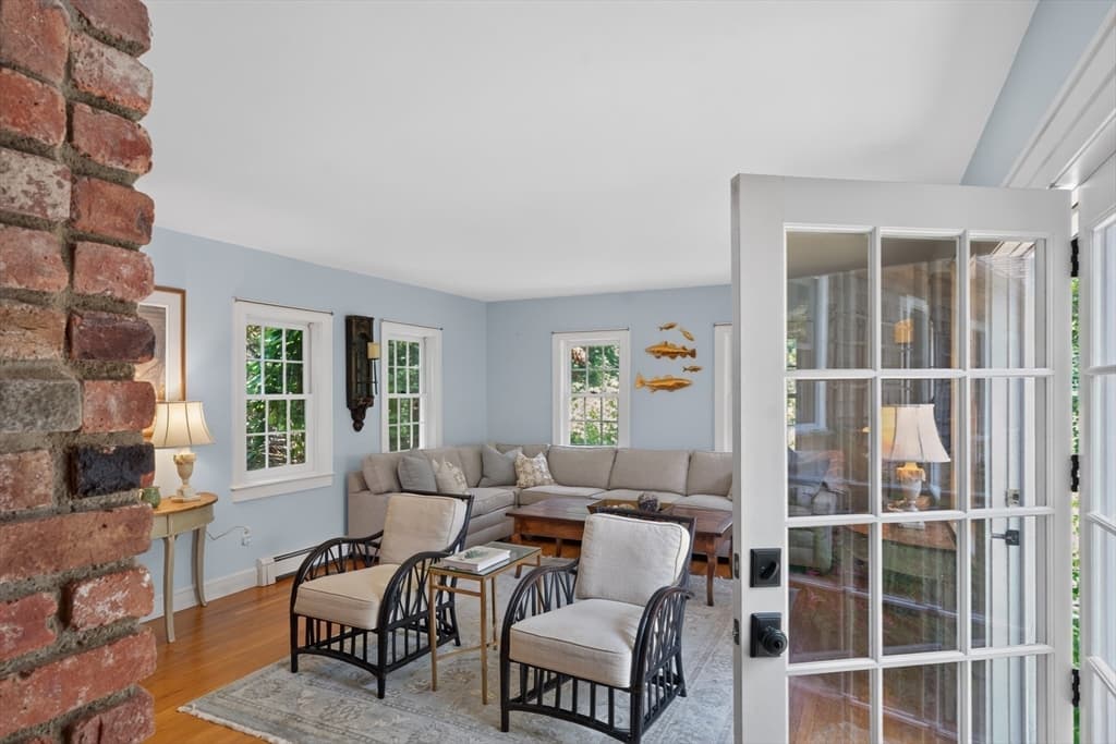 205 Meetinghouse Way, Edgartown MA 02539 photo 10