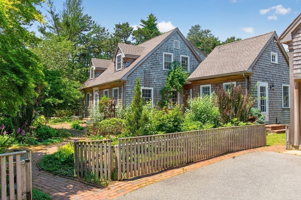 205 Meetinghouse Way, Edgartown MA 02539 photo 29