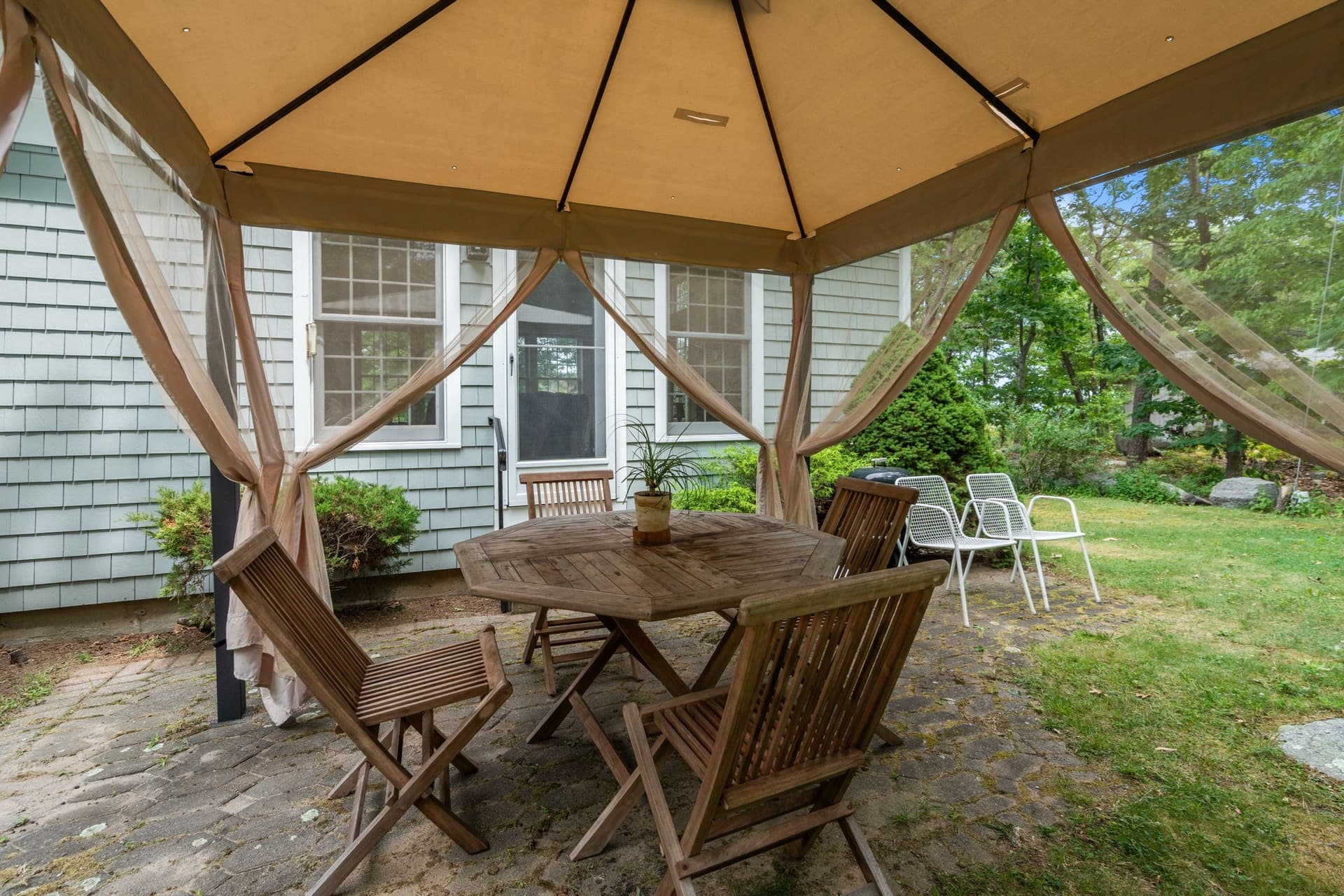 Single Family Residence at 6 Boulder Top, Rockport MA 01966, photo 34 of 39