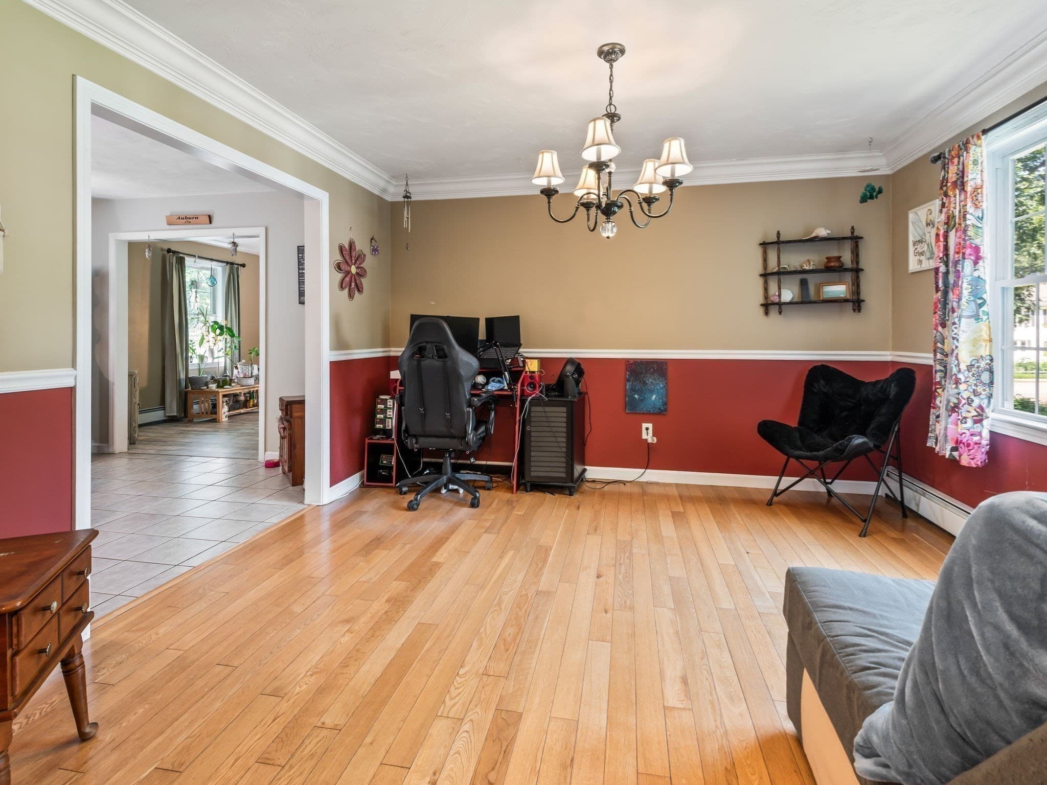 Single Family Residence at 4 Commonwealth Ave, Auburn MA 01501, Auburn, photo 16 of 40