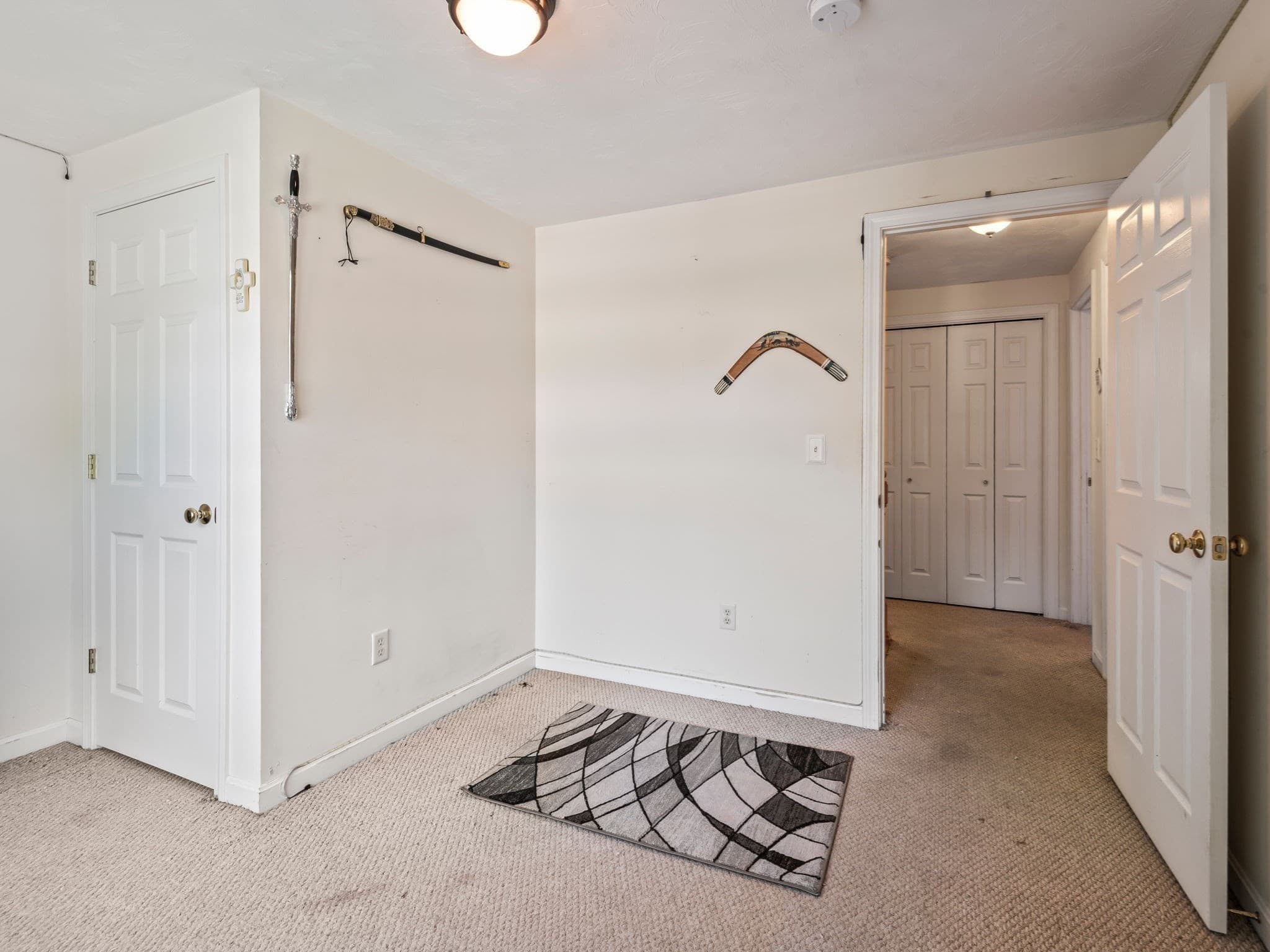 Single Family Residence at 4 Commonwealth Ave, Auburn MA 01501, Auburn, photo 24 of 40