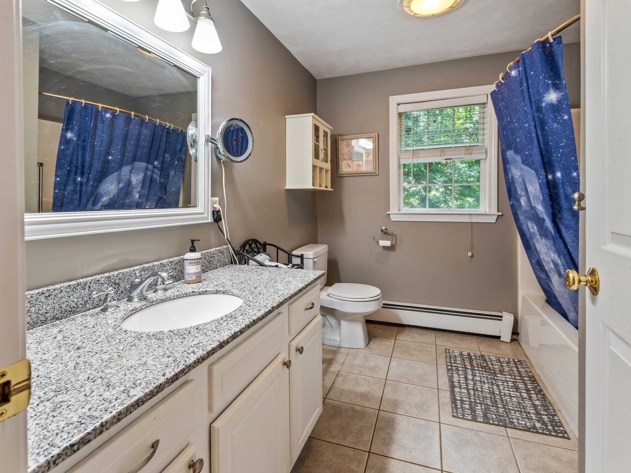Single Family Residence at 4 Commonwealth Ave, Auburn MA 01501, Auburn, photo 30 of 40