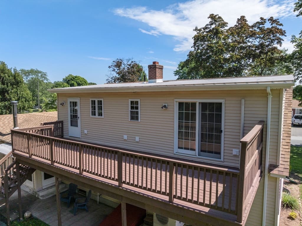 116 Kensington St, Agawam MA 01030 photo 7