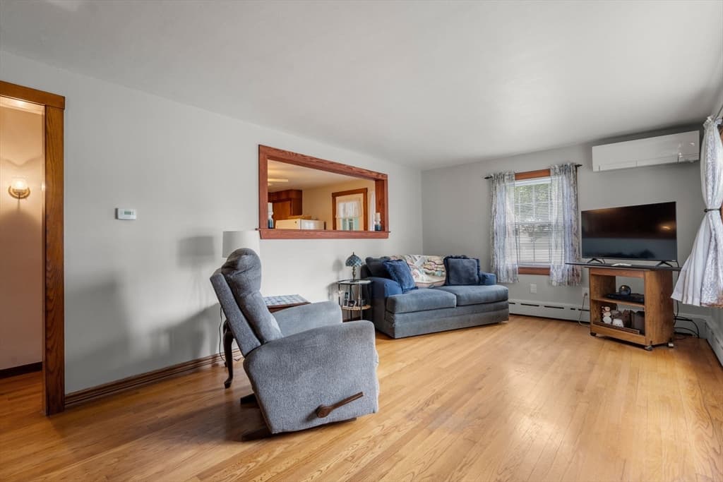 116 Kensington St, Agawam MA 01030 photo 20