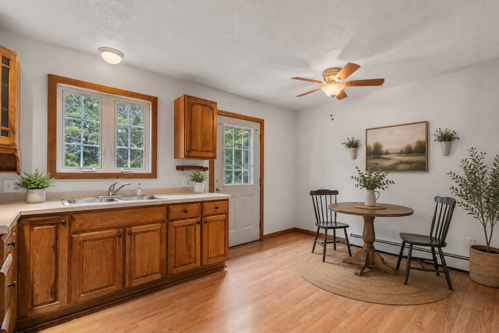 116 Kensington St, Agawam MA 01030 photo 15