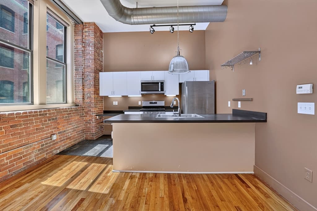 13 Willow # 205, Lynn MA 01901 photo 10
