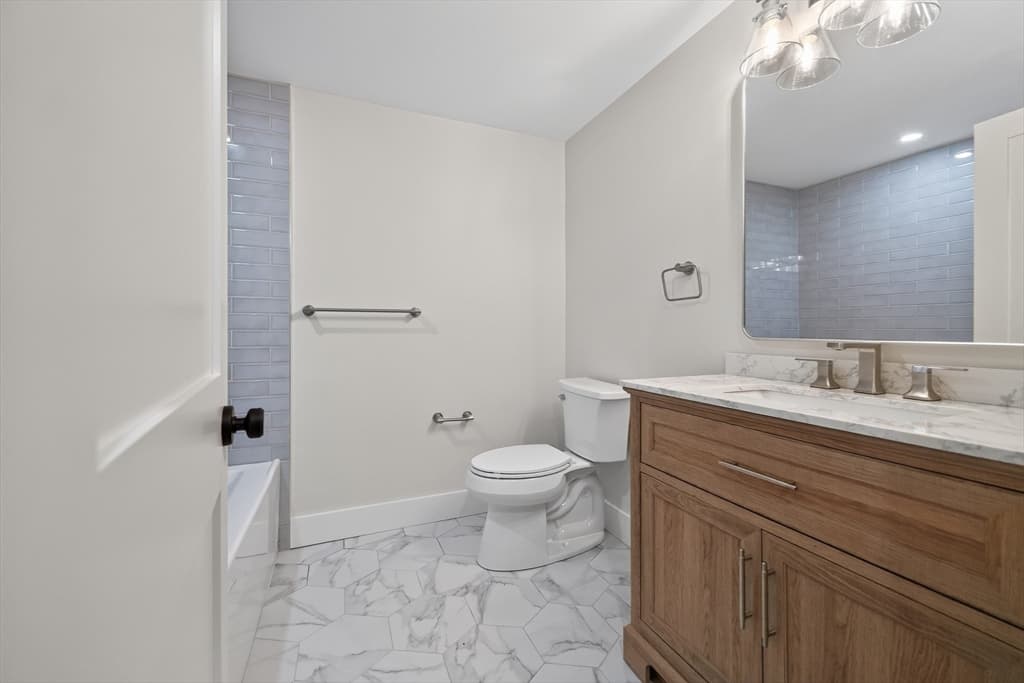 533 Washington Street, Boston MA 02124 photo 17