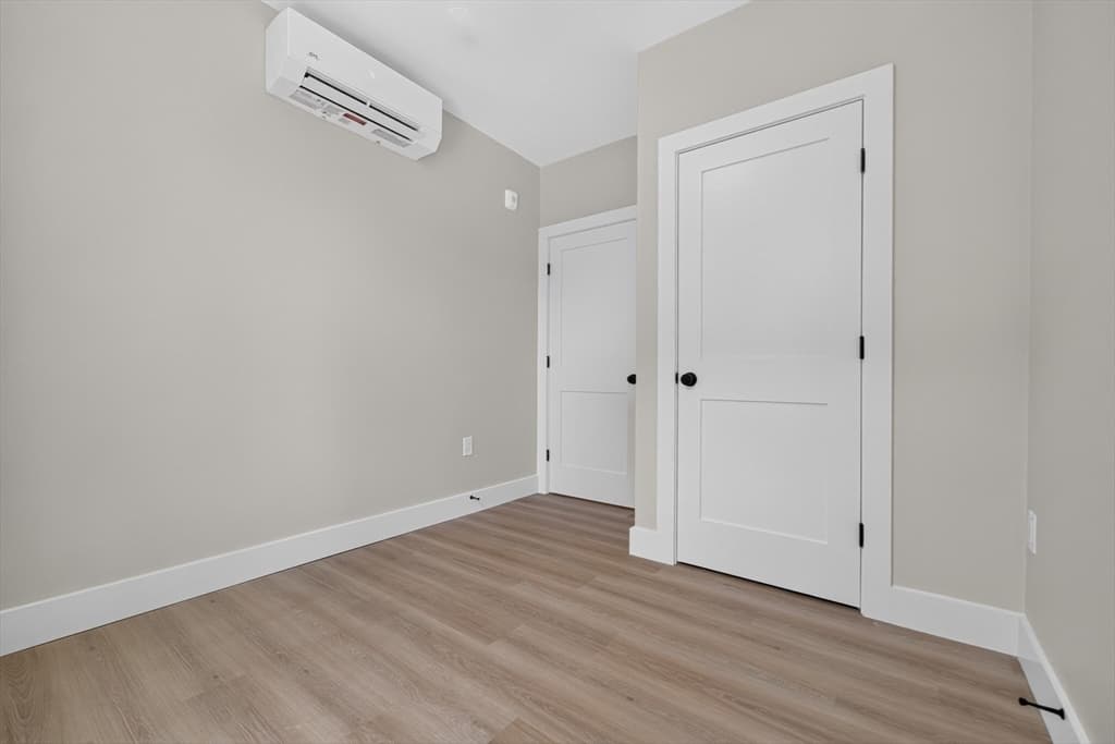 533 Washington Street, Boston MA 02124 photo 35
