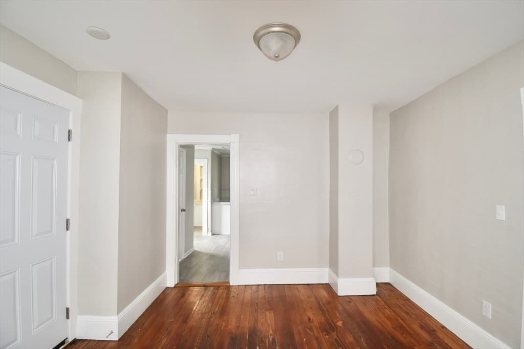 Multi Family at 24-26 Pequot St, Springfield MA 01151, photo 32 of 35
