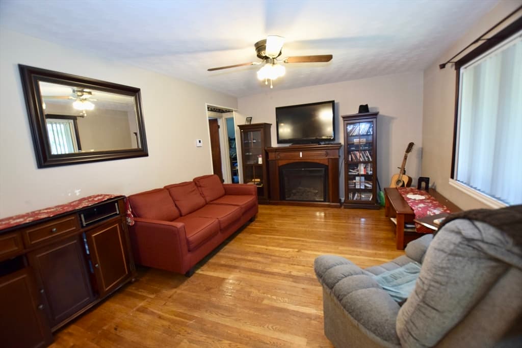 197 Birch St, Pembroke MA 02359 photo 13