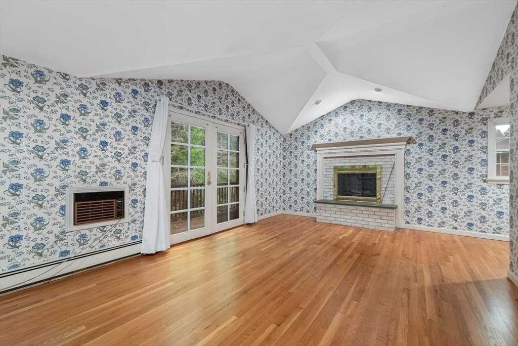 166 Pine St, Manchester MA 01944 photo 26
