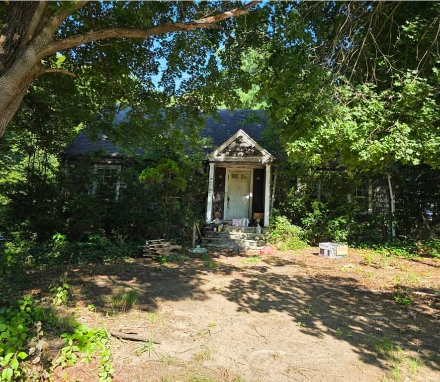47 Montana Dr, Holden MA 01520