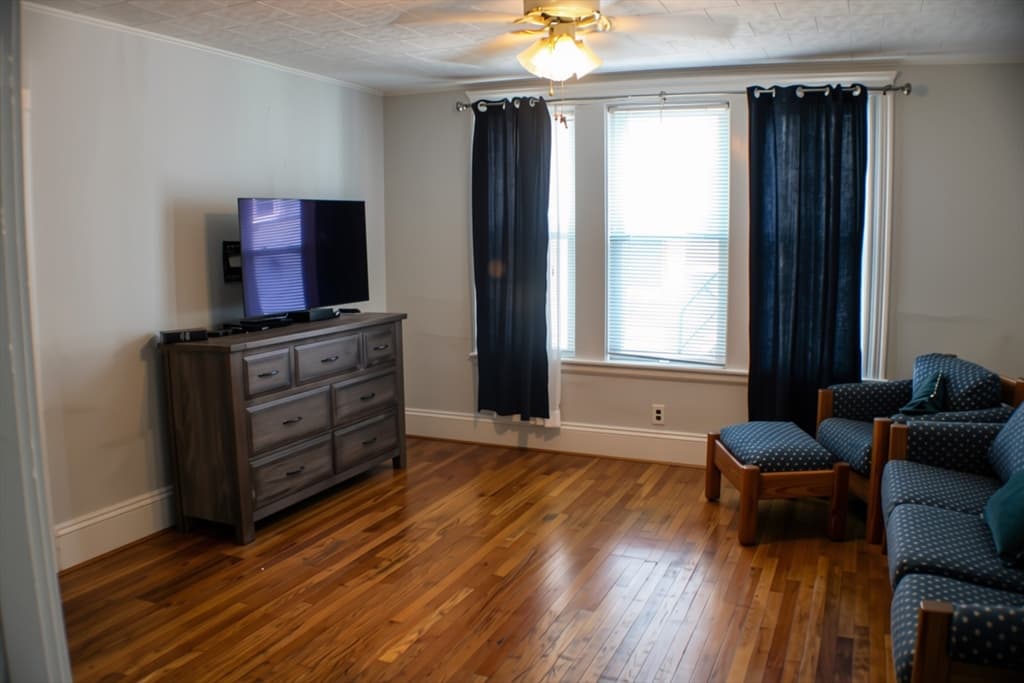 203-205 Salem St, Malden MA 02148 photo 16