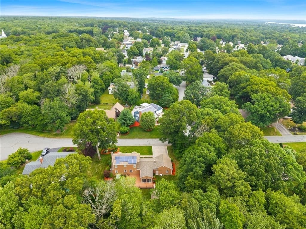 195 Colonial Dr, Somerset MA 02726 photo 7