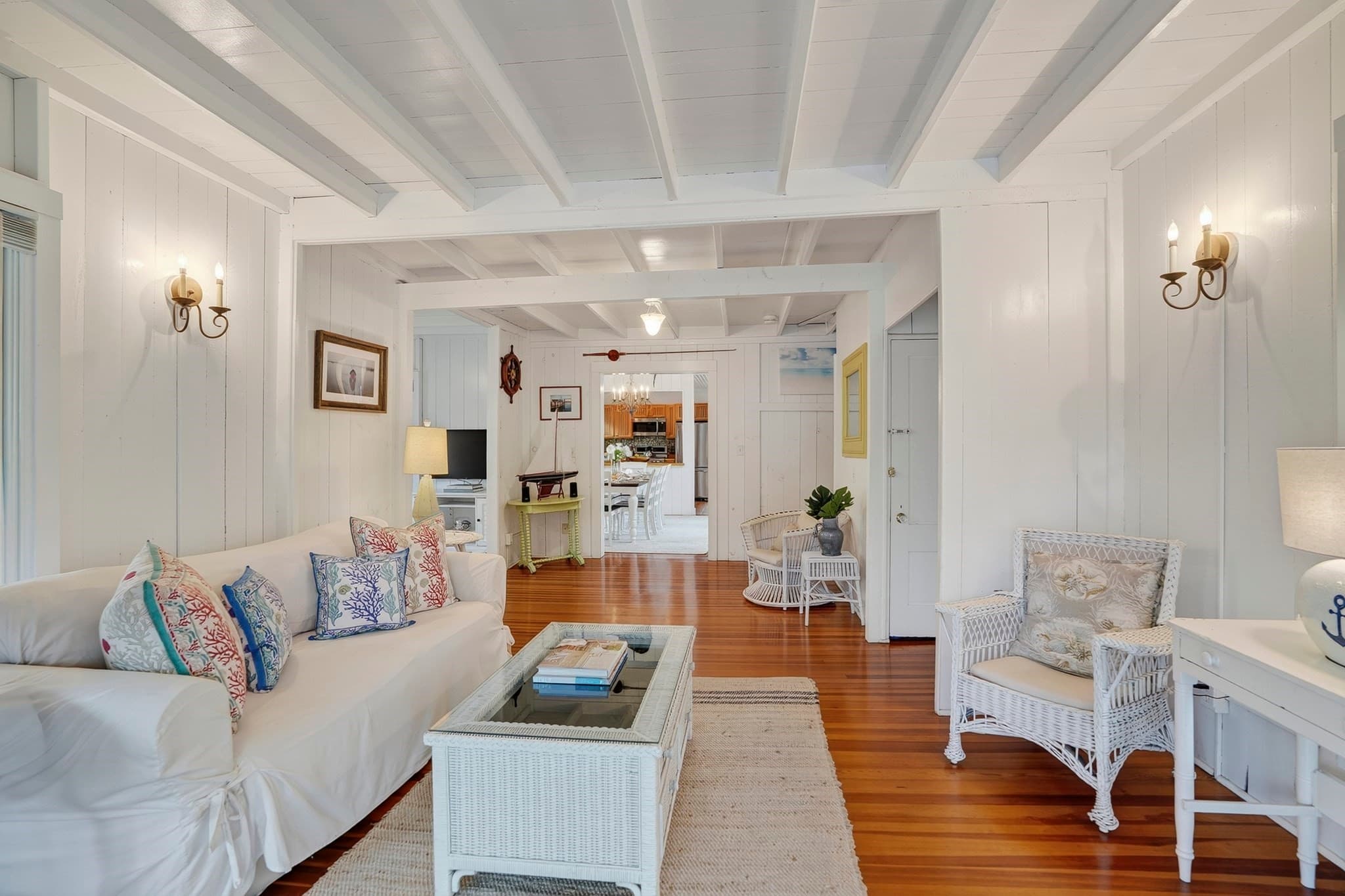 Single Family Residence at 59 Tuckernuck Ave, Oak Bluffs MA 02557, photo 2 of 41