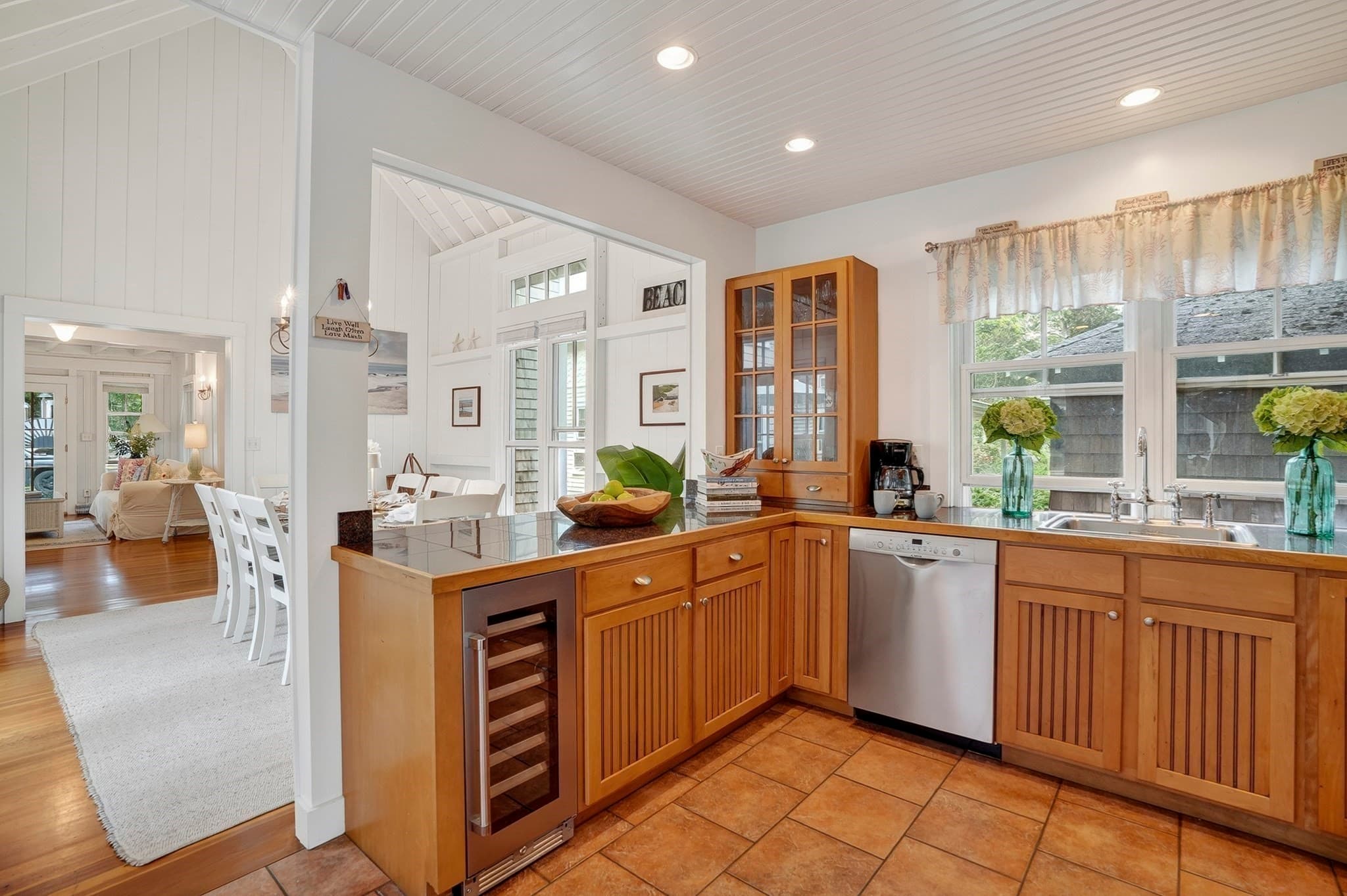 Single Family Residence at 59 Tuckernuck Ave, Oak Bluffs MA 02557, photo 18 of 41