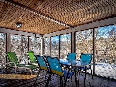 Single Family Residence at 81 Riverview Cir, Wayland MA 01778, photo 9 of 23