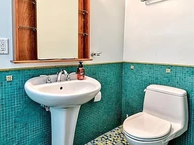 Single Family Residence at 81 Riverview Cir, Wayland MA 01778, photo 8 of 23