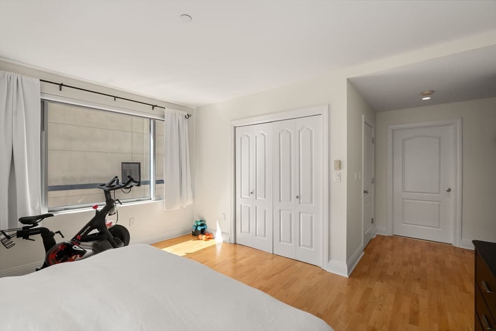 1 Huntington Ave # 807, Boston MA 02116 photo 17