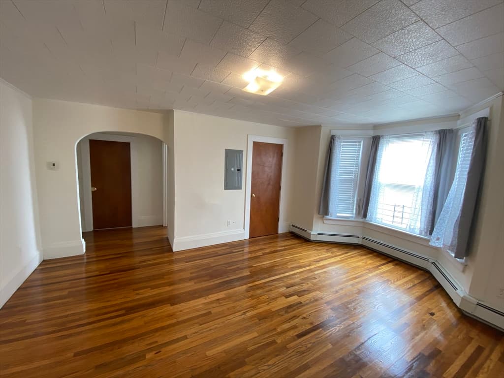48 Whiting, Lynn MA 01902 photo 11