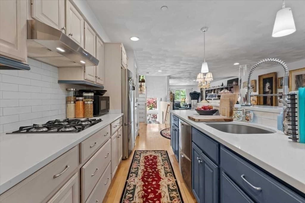 8 Deer Path # 8, Hudson MA 01749 photo 12