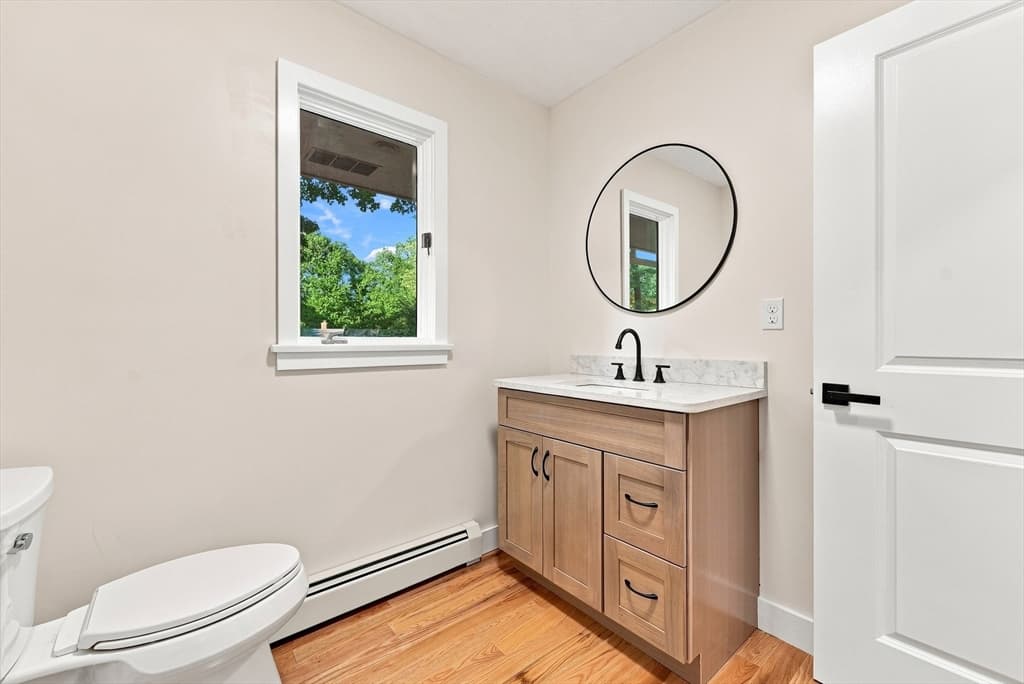 20 Longfellow Rd, Holyoke MA 01040 photo 33