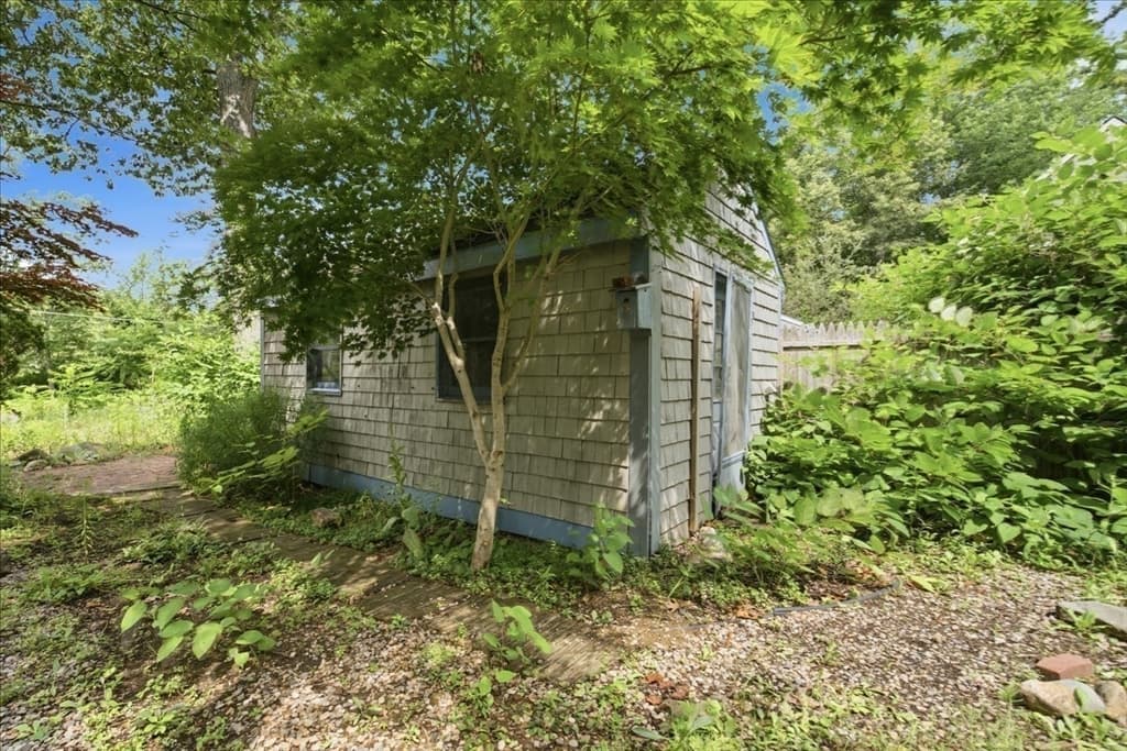 Single Family Residence at 7 Victoria Avenue, Rutland MA 01543, Rutland, photo 32 of 38