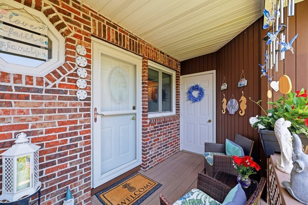 204 Brookfield Ln # 204, Agawam MA 01001 photo 2