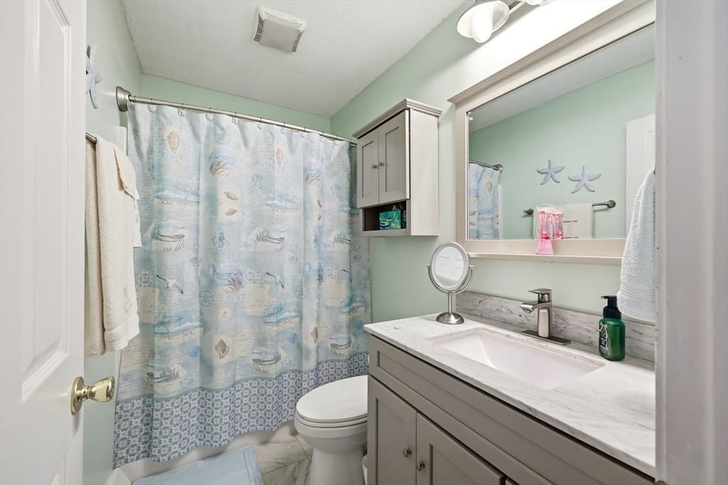 204 Brookfield Ln # 204, Agawam MA 01001 photo 21